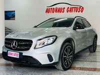 Usata Mercedes GLA200 136 CV (100 kW) 2018 Grigio SUV