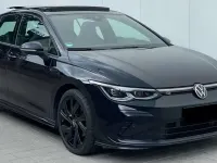 Usata VW Golf VIII R-line 150 CV (110 kW) 2023 Deep black Berlina