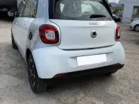 Usata Smart ForFour Proxy 71 CV (52 kW) 2017 Bianco Utilitaria