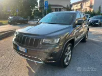 Usata Jeep Grand Cherokee Overland 250 CV (183 kW) 2014 Grigio SUV