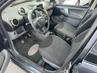 Usata Toyota Aygo Connect Style 68 CV (50 kW) 2011 Grigio Utilitaria