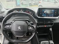 Usata Peugeot 2008 Active 102 CV (75 kW) 2021 Bianco SUV