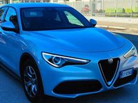 Usata Alfa Romeo Stelvio Business 190 CV (139 kW) 2021 Argento SUV