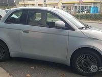 Usata Fiat 500e Icon 42 kW (58 CV) 2021 Celestial blue Berlina