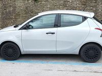 Usata Lancia Ypsilon 69 CV (50 kW) 2021 Grigio Utilitaria