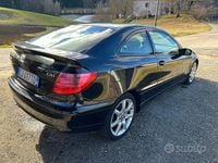 Usata Mercedes C220 Avantgarde 143 CV (105 kW) 2003 Nero Coupé