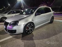 Usata VW Golf IV 230 CV (169 kW) 2005 Grigio Berlina