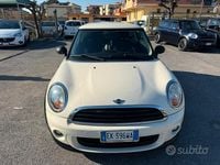 Usata Mini ONE 75 CV (55 kW) 2012 Beige Utilitaria