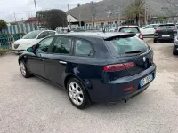 Usata Alfa Romeo 159 Distinctive 150 CV (110 kW) 2007 Bluazzurro Station wagon