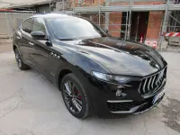 Usata Maserati Levante GranLusso 250 CV (183 kW) 2019 Nero metallizzato SUV