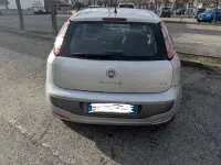 Usata Fiat Grande Punto Active 77 CV (56 kW) 2010 Utilitaria