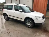 Usata Skoda Yeti 110 CV (80 kW) 2012 Bianco SUV