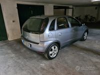 Usata Opel Corsa 60 CV (44 kW) 2004 Grigio Utilitaria