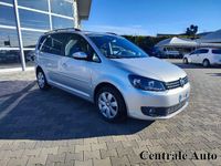Usata VW Touran Comfortline 105 CV (77 kW) 2015 Argento Monovolume