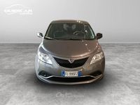 Usata Lancia Ypsilon Gold 69 CV (50 kW) 2017 Grigio metallizzato scuro Utilitaria