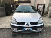 Usata Renault Clio II 2005 Grigio Berlina