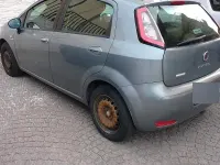 Usata Fiat Grande Punto 75 CV (55 kW) 2012 Grigio Utilitaria
