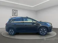Usata Peugeot 2008 Allure 83 CV (61 kW) 2019 Nero SUV