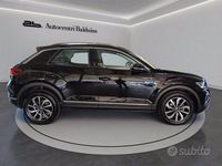 Usata VW T-Roc Style 110 CV (80 kW) 2023 Nero SUV