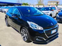 Usata Peugeot 208 Allure 75 CV (55 kW) 2017 Nero Utilitaria