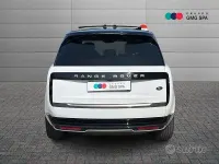 Usata Land Rover Range Rover HSE 300 CV (220 kW) 2023 Bianco SUV