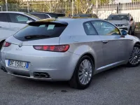 Usata Alfa Romeo Brera 185 CV (136 kW) 2007 Argento metallizzato Coupé