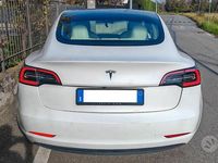 Usata Tesla Model 3 Standard Range Plus 235 kW (320 CV) 2020 Bianco Berlina
