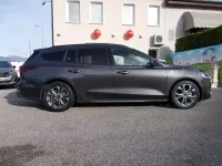 Usata Ford Focus ST-Line 125 CV (91 kW) 2022 Antracite / metallizzato Station wagon