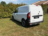 Usata Renault Kangoo Edition One 95 CV (69 kW) 2022 Bianco Monovolume