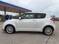 Usata Suzuki Swift GL 125 CV (91 kW) 2010 Bianco Utilitaria