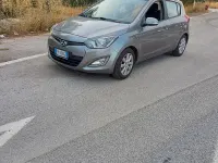 Usata Hyundai i20 85 CV (62 kW) 2012 Grigio Utilitaria
