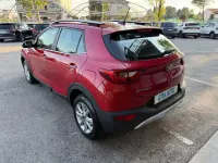 Usata Kia Stonic Style 97 CV (71 kW) 2018 Rosso SUV
