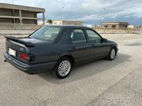 Usata Ford Sierra 200 CV (147 kW) 1990 Grigio Utilitaria