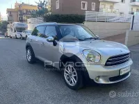 Usata Mini Cooper D Countryman Business 111 CV (81 kW) 2015 Grigio SUV