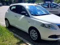Usata Lancia Ypsilon Gold 69 CV (50 kW) 2013 Bianco Utilitaria