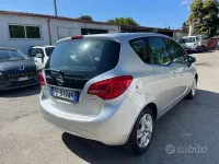Usata Opel Meriva 120 CV (88 kW) 2016 Grigio Monovolume