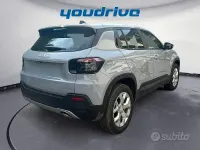 Nuova Jeep Avenger Altitude 101 CV (74 kW) 2026 Gray SUV