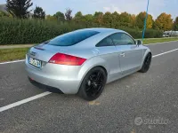 Begagnad Audi TT Advanced Plus 160 HK (117 kW) 2010 Grå Sportkupé