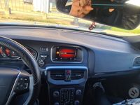 Usata Volvo V40 R-Design 120 CV (88 kW) 2017 Bianco Station wagon