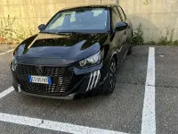 Usata Peugeot 208 Active 75 CV (55 kW) 2024 Utilitaria