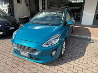 Usata Ford Fiesta Titanium 85 CV (62 kW) 2018 Bluazzurro Utilitaria