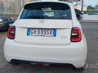 Usata Fiat 500e La Prima 42 kW (58 CV) 2022 Bianco Berlina