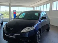 Usata Lancia Ypsilon Gold 69 CV (50 kW) 2018 Blu/azzurro Utilitaria