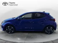 Nuova Toyota Yaris Hybrid Lounge 130 CV (95 kW) 2025 Blu Berlina