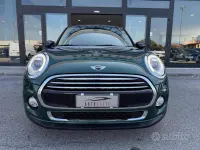Usata Mini Cooper D 116 CV (85 kW) 2016 Verde Utilitaria