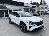 Usata Renault Austral Techno 200 CV (147 kW) 2023 Bianco SUV