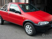 Usata Fiat Strada 69 CV (50 kW) 2000 Rosso Pick-up