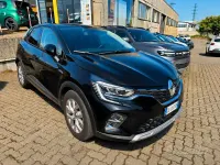 Usata Renault Captur 116 CV (85 kW) 2021 Rosso SUV