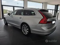 Usata Volvo V90 Momentum 190 CV (139 kW) 2017 Grigio Station wagon