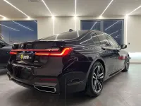Usata BMW 730 M Sport 286 CV (210 kW) 2021 Blu/azzurro Berlina